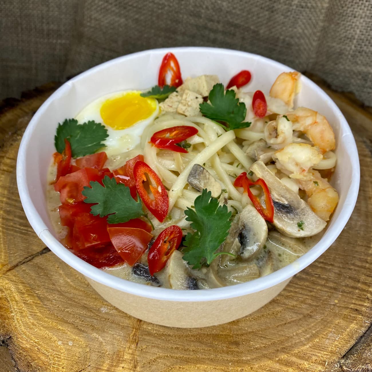 Фото РАМЕН ТОМ-ХА С КУРИЦЕЙ